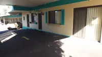 Coffs Harbour Pacific Palms Motel - parcheggio