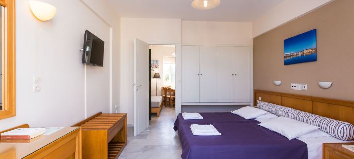 Radamanthy's Hotel Apartments Hotels in Arkadi
