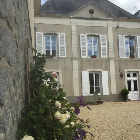 Villa des Glycines Отели в г. Туар