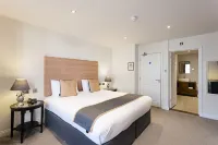 Andover House Hotel & Restaurant