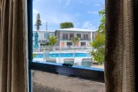 Rock Reef Resort - Scenic