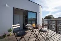 Studio Brussels Airport - South