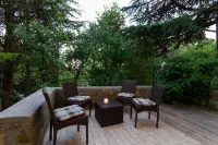 Forgotten Garden Apartments and Rooms