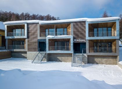 Ｈ２　Ｌｉｆｅ　アートハウス