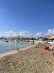Sunrise Apt Near Beach Smarttv & Netflix