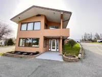 New Age Inn - Voyageur Hotels in 