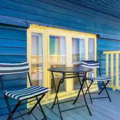 North House - Unique and Sunny Top Floor Old Quebec Gem Others