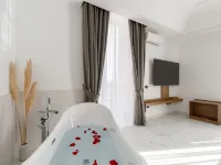 サンタンジェロ スイーツ ムーサ周辺のホテル