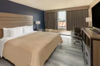 Super 8 by Wyndham Laredo - Phòng Gym