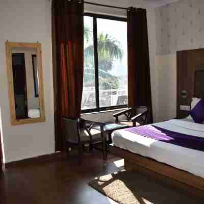 Tapasthali by Meera Hotels Rooms