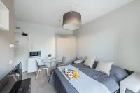 Residenza Miralago with Pool - Ground Floor Studio Apartment