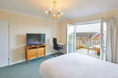 Host & Stay - Coach Cottage Hotels near Cattersty Sands Beach