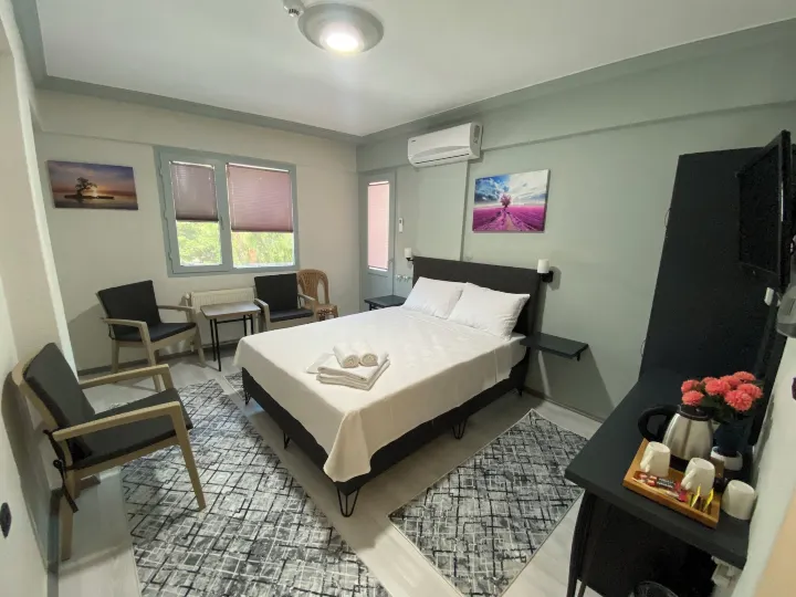 Eraliz Hotel