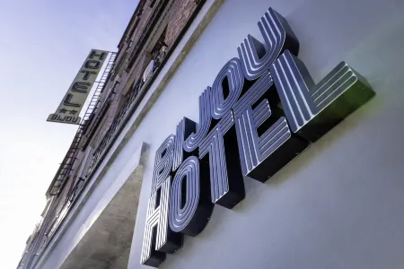 Bijou Hôtel Paris Boulogne Отели рядом с достопримечательностью «Albert-Kahn Museum»