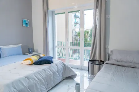 Hostel Partenope Отели рядом с Аэропорт Нейплс