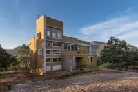 CosmicStays Afita Mohari-Solar Powered Lakehouse Hotel a Dhamale Wadi