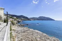 A Few Steps from the Sea by Wonderful Italy
