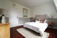 Le Domaine Saint Ange Hotels in Ault