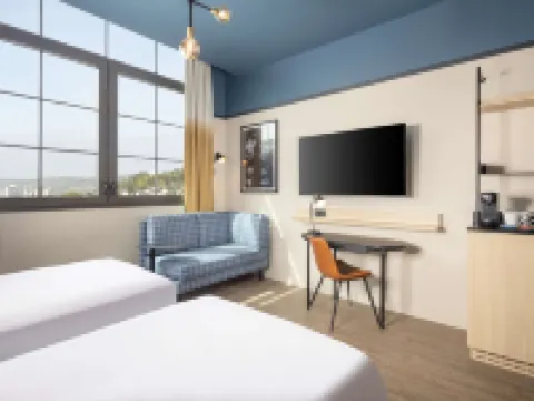 Hyatt Place Rouen Hotels near Rouen-Rive-Droite Station