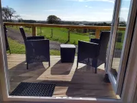 Cleeves Cabins Ailsa Luxury Lodge with Hot Tub
