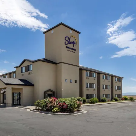 Sleep Inn & Suites