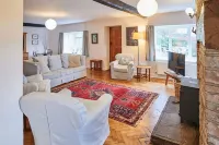 Host & Stay - Penrheol Farmhouse