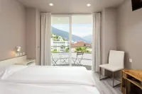 Jazz Hotel Ascona - Parvekkeita