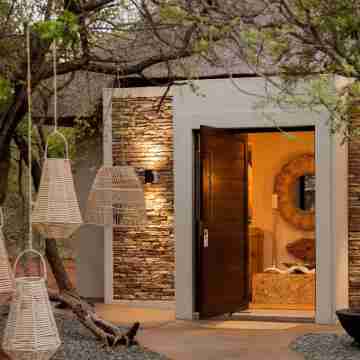 African Flair Boutique Safari Lodge Hotel Exterior