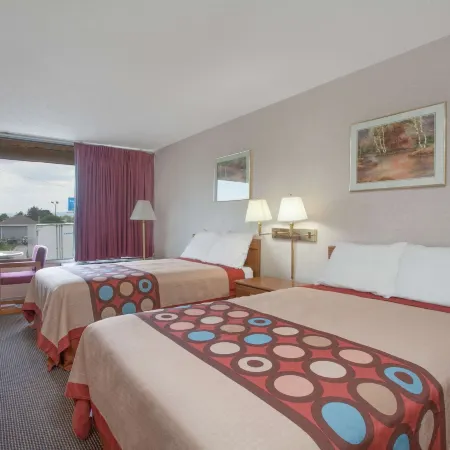 Super 8 by Wyndham Carlisle North