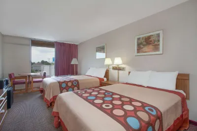 Super 8 by Wyndham Carlisle North Hôtels à : Silver Spring Township