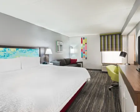 ハンプトン  イン  エレントン / ブレーデントン マナティのホテル