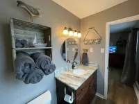 Beautiful Home minutes to the Beach - Game room