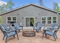 Restful Escape: Pet-Friendly 3BR Trailside Hotels in Hayward