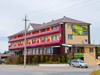 Na Naberezhnoy Hotels in Volgodonsk