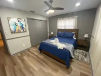 Heated Salt Water Pool and Spa Retreat - Charming Coastal Oasis