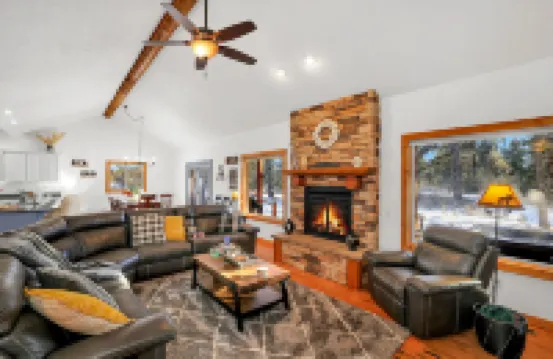 Stunning Lake Cascade Retreat with Hot Tub - Charming Woodland Haven