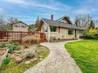 Backyard Oasis with Hot Tub and Seasonal Pool - Exquisite Retreat