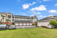 Modern Amenities with Pool and Balcony Access - Elegant Retreat Hotels in Horry County