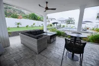 River Hills Hotel & Suites Hotels in Ga West