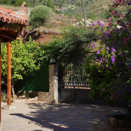 Lb Boutique Hotel