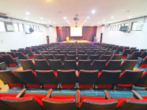 Caliraya Resort Club Hoteles en Lumban