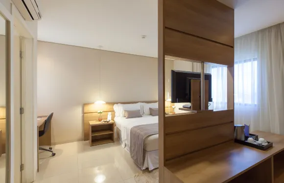 諾拜耳格蘭魯尼套房酒店