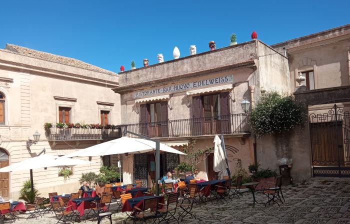 Hotel Edelweiss