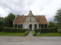 Villa in Wieringer Park with Garden