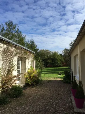 Les Colonnes de Chanteloup Hotels in Athee-sur-Cher
