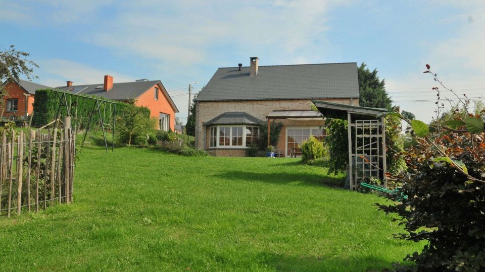 Chalet in Somme-Leuze with Hot Tub & Sauna