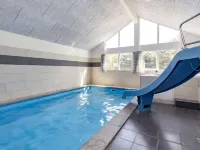 5 Star Holiday Home in Væggerløse - Pools
