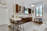 Cozy Apartment with Garden in Dorsoduro
