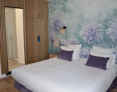 Hôtel du Parc Отели в г. Монфера