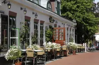Boutique-Hotel Zur Alten Post - Stammhaus Hotels in Busum